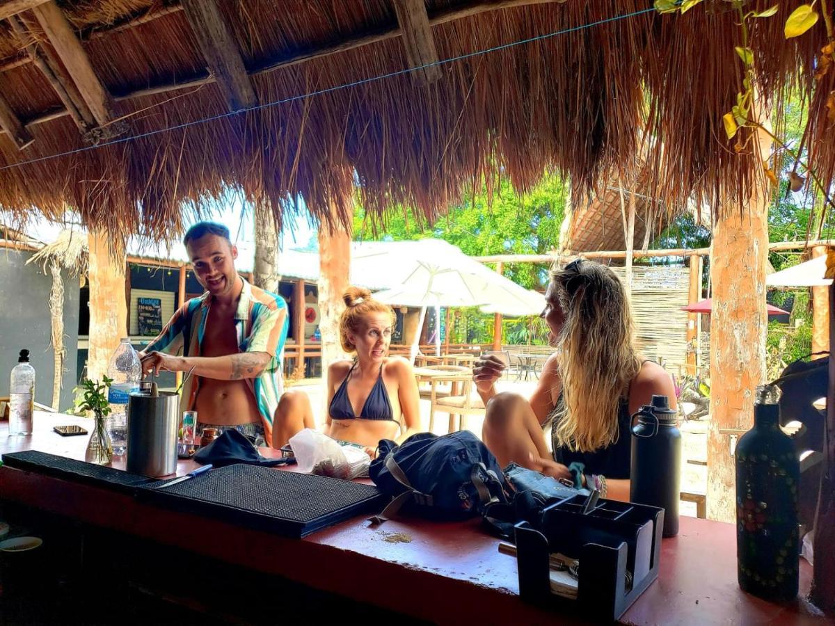 The All Inclusive Hostel - Food, Drinks And Transportation To The Beach And Cenotes Tulum Dış mekan fotoğraf
