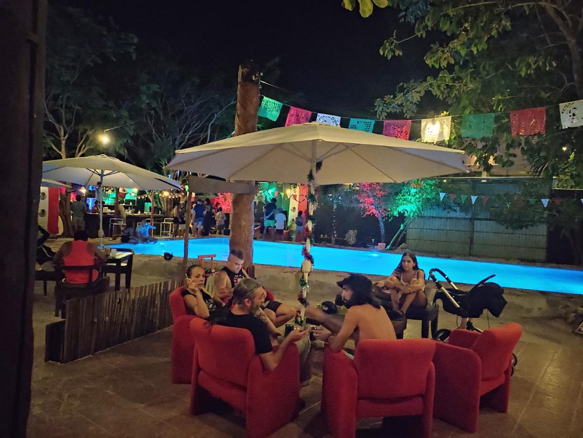 The All Inclusive Hostel - Food, Drinks And Transportation To The Beach And Cenotes Tulum Dış mekan fotoğraf