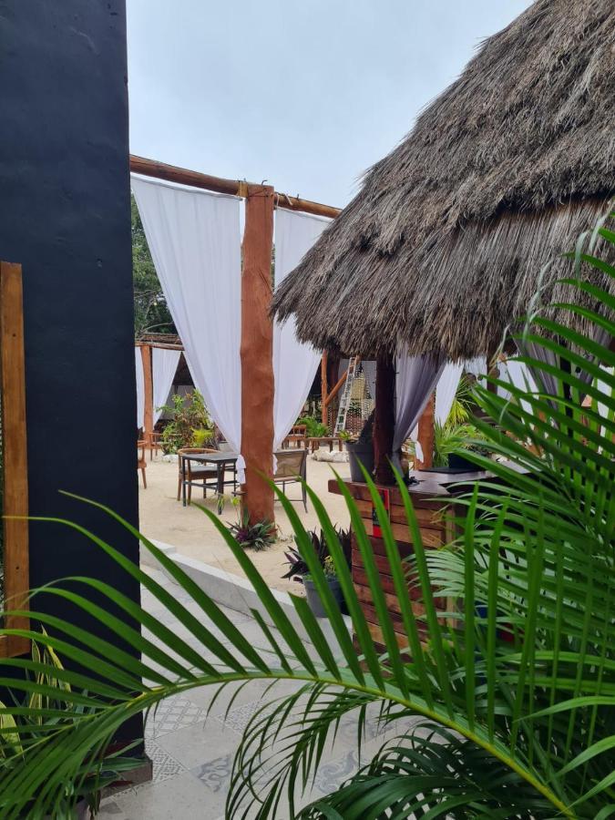 The All Inclusive Hostel - Food, Drinks And Transportation To The Beach And Cenotes Tulum Dış mekan fotoğraf