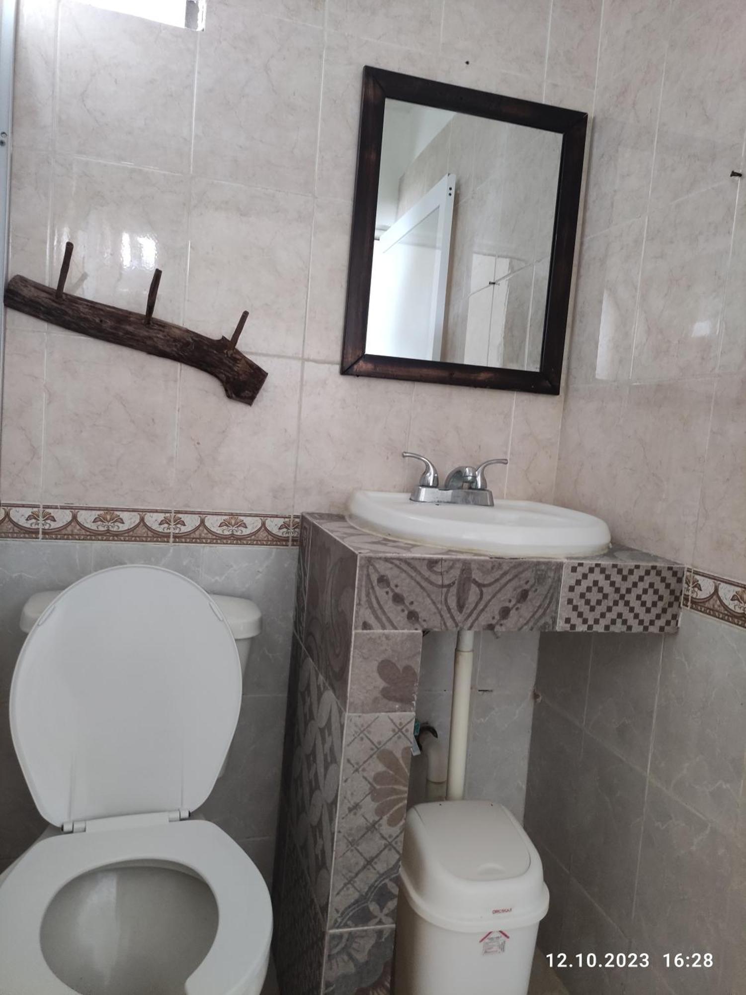 The All Inclusive Hostel - Food, Drinks And Transportation To The Beach And Cenotes Tulum Oda fotoğraf