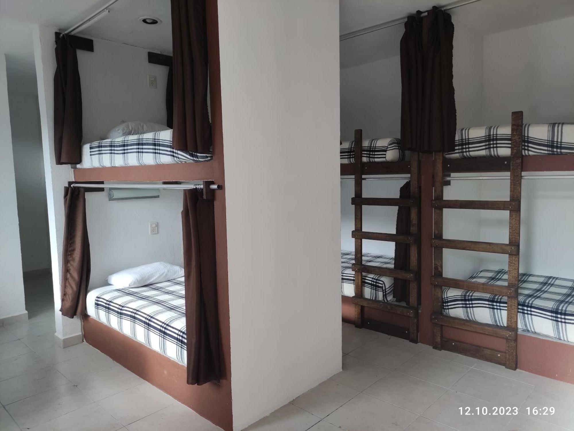 The All Inclusive Hostel - Food, Drinks And Transportation To The Beach And Cenotes Tulum Oda fotoğraf