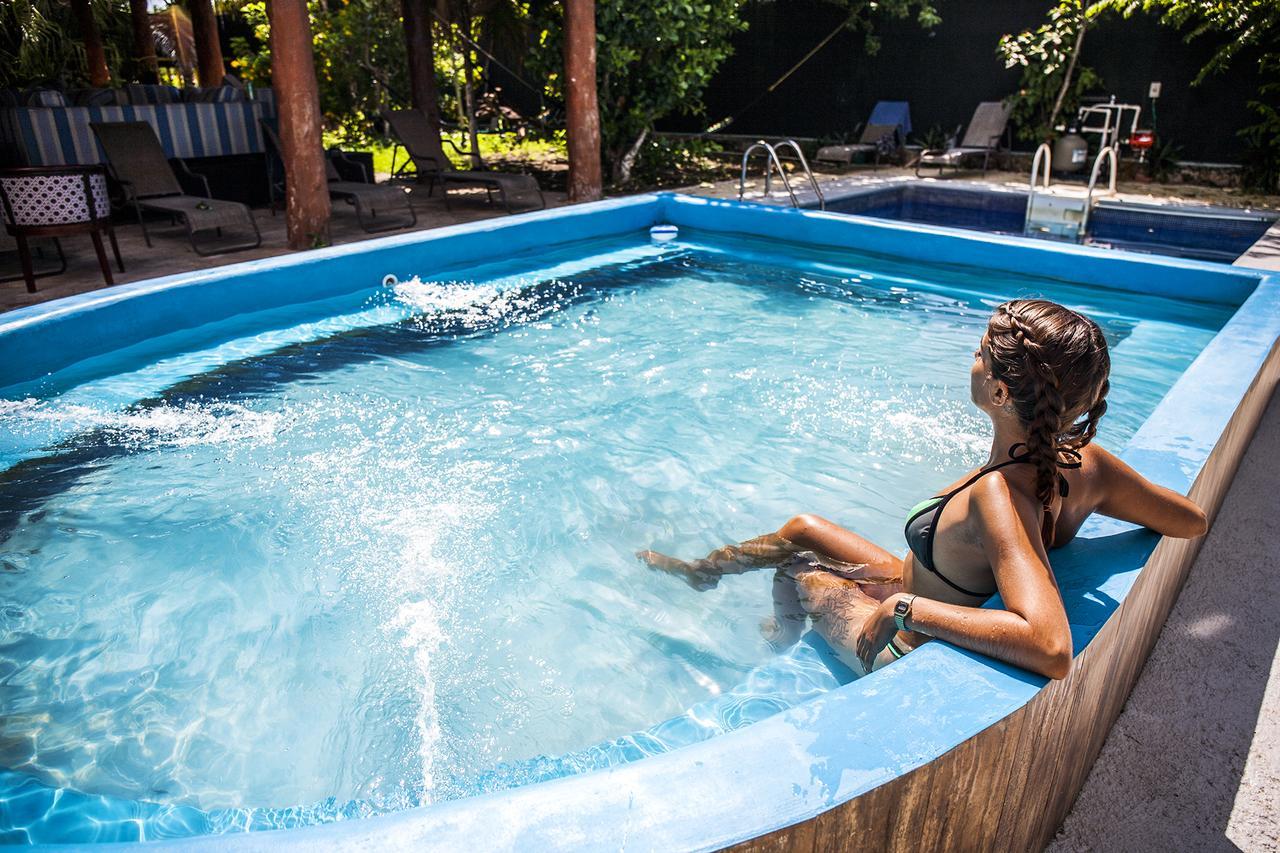 The All Inclusive Hostel - Food, Drinks And Transportation To The Beach And Cenotes Tulum Dış mekan fotoğraf